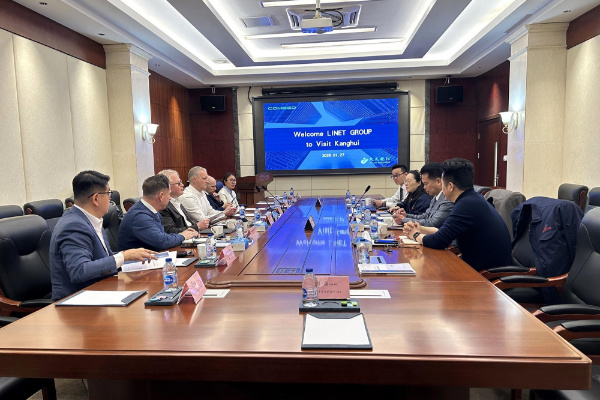 LINET集团高层到访康辉医疗